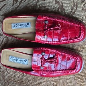 Brighton Women's Red Croc-Embossed Loafers